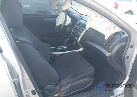 2015 Nissan Altima 2.5 from USA, damaged, VIN 1N4AL3AP7FN316182